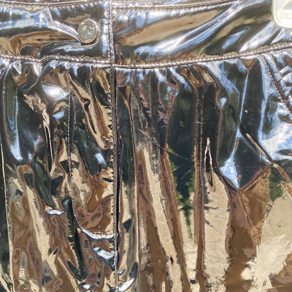 Mini skirt - Picture 3 of 3